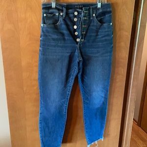 Lucky brand ragged hem ankle jeans